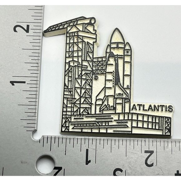 NASA Space Shuttle Atlantis Refrigerator Magnet Vintage Kennedy Space Center - Picture 3 of 6